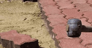 Укладка плитки на песок в Вятских Поляне в октябре