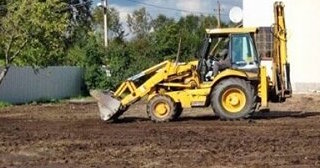 Выравнивание рельефа в Вятских Поляне в октябре