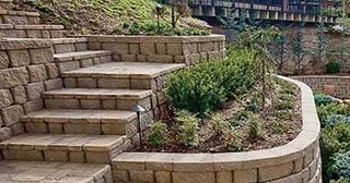 Установка подпорных стенок из блоков в Вятских Поляне от 3553 руб. - ТротуарнаяПлитка
